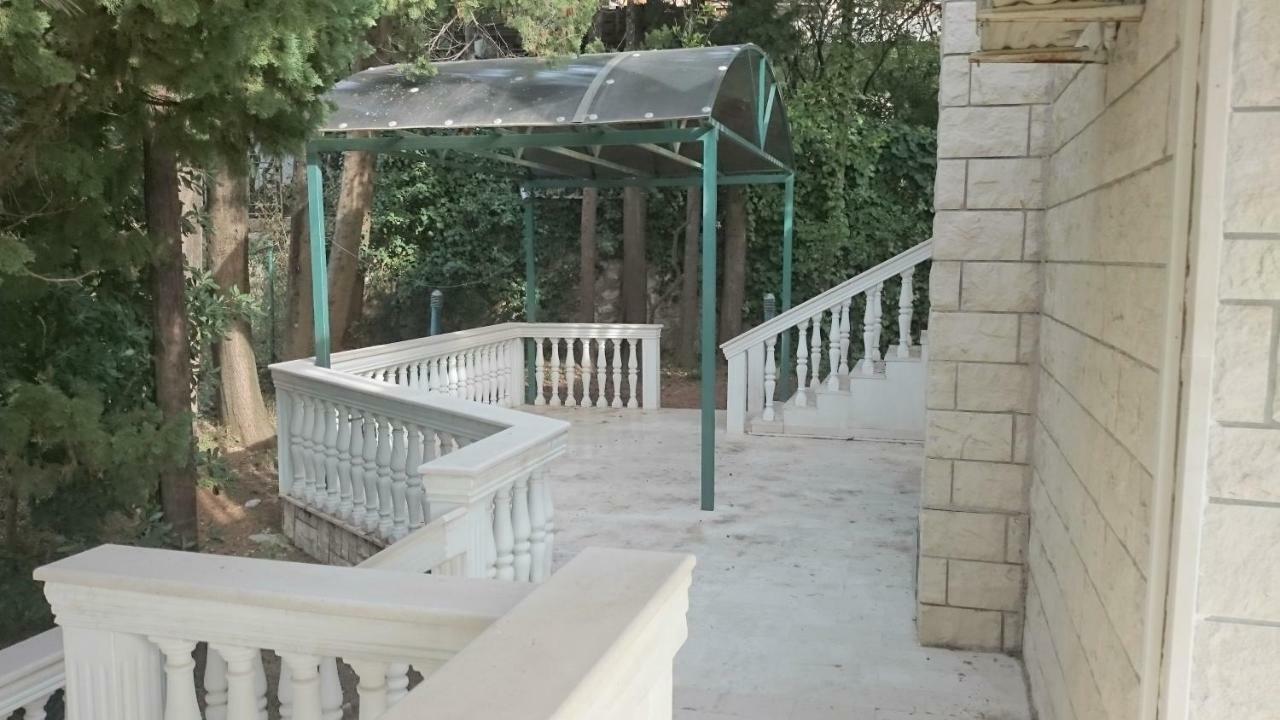 Bg Villa Apartment Xl Сутоморе Екстер'єр фото